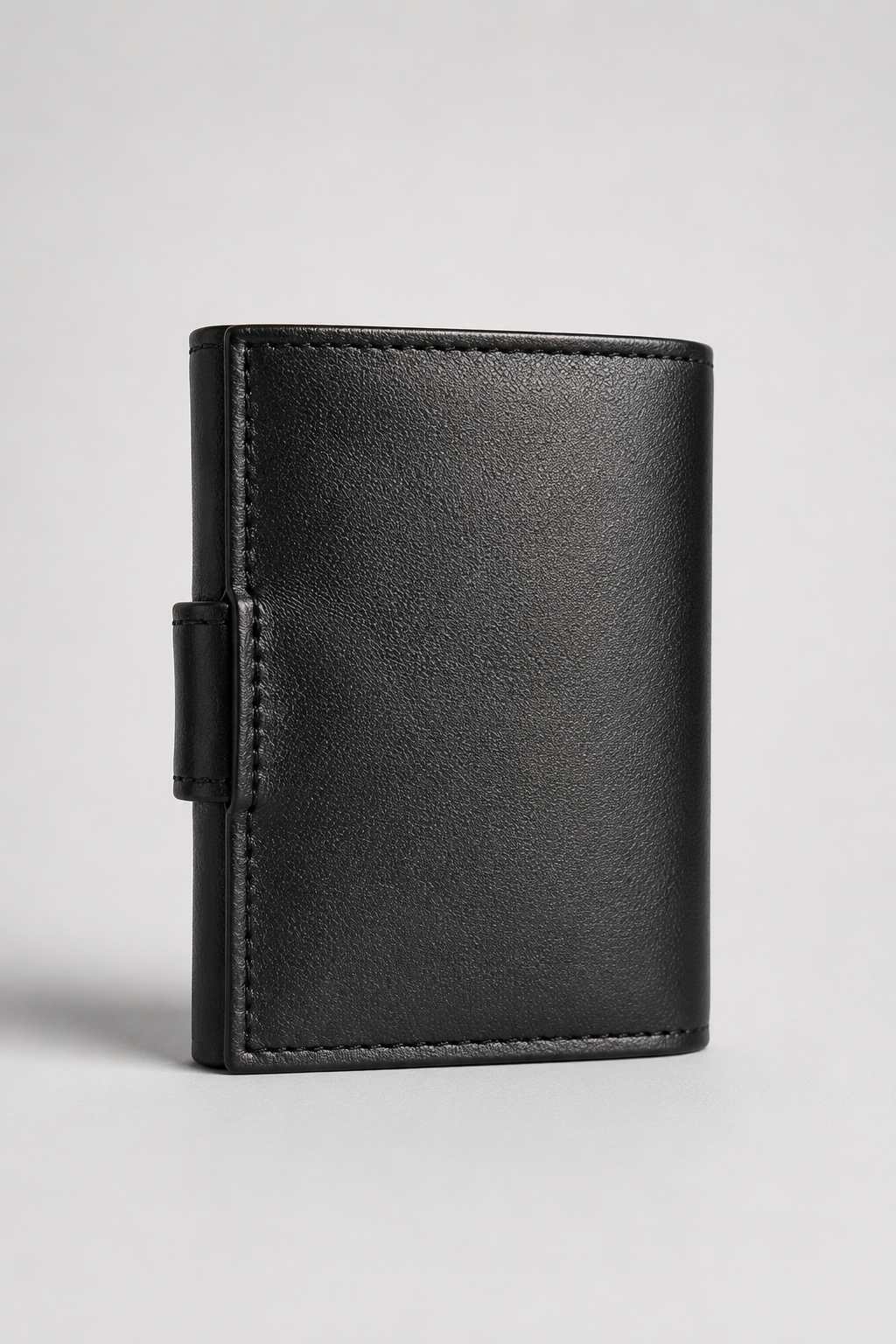 Leather Essential Executive 13-Slot Wallet – Black