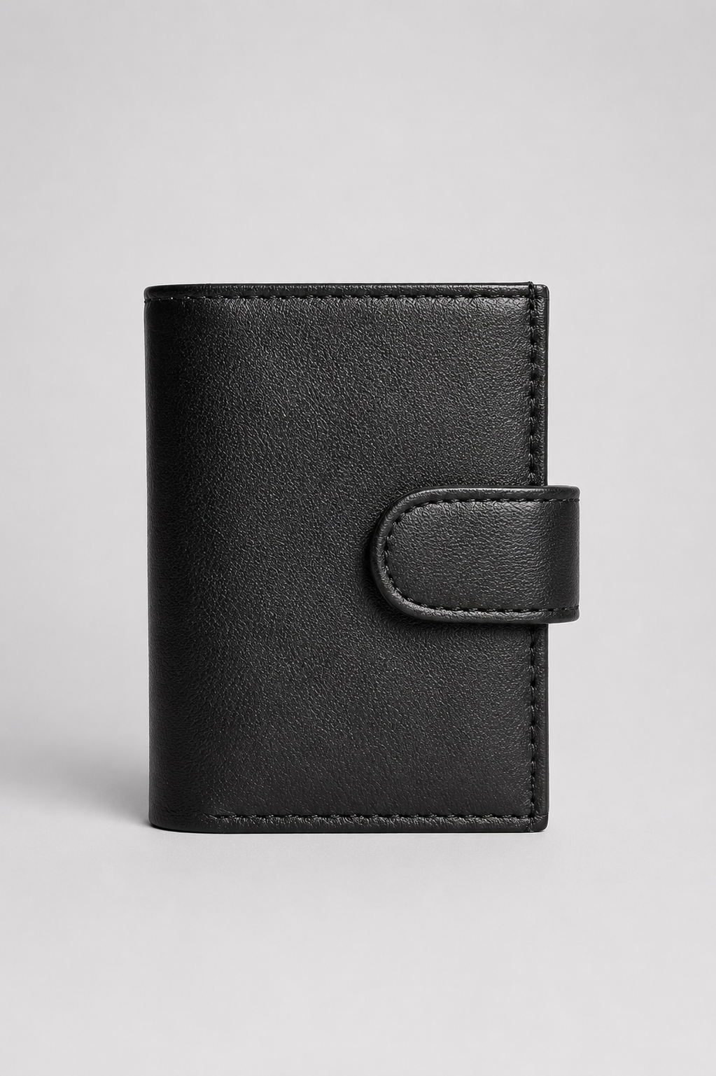 Leather Essential Executive 13-Slot Wallet – Black